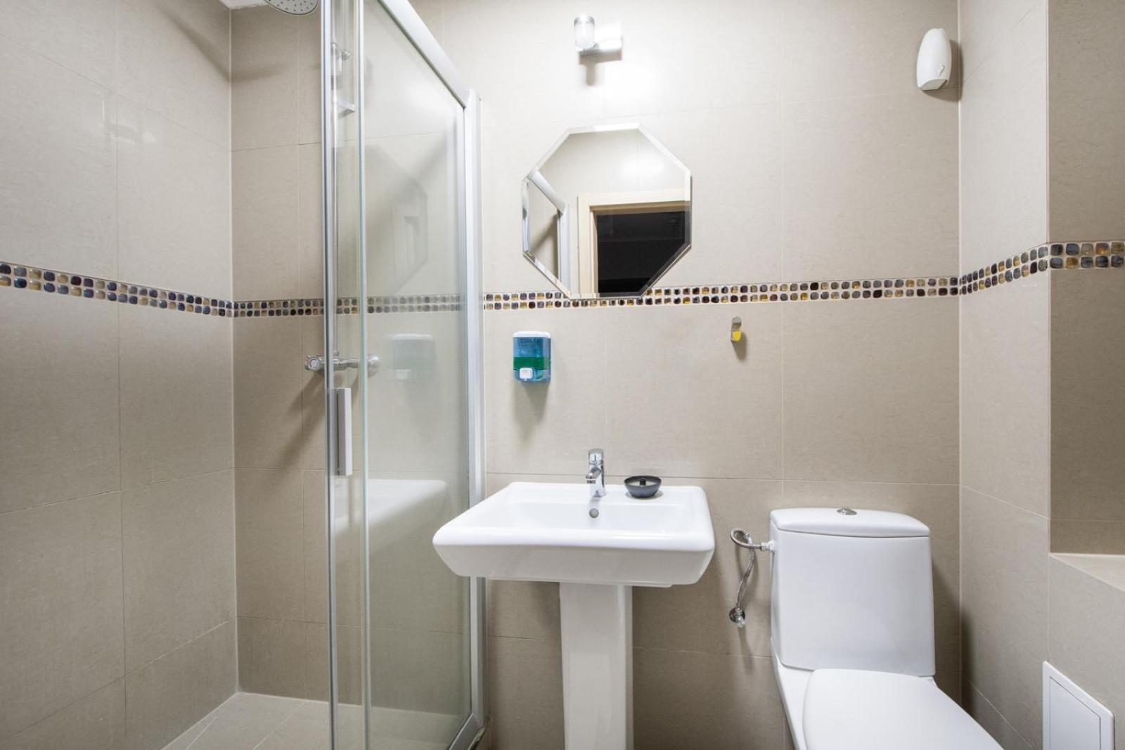 Hostel Krokodyl-Stara Praga Warszawa Eksteriør bilde